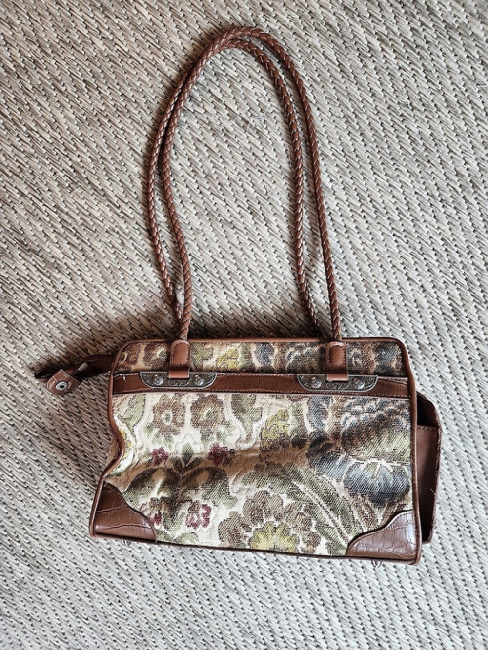 Bueno Floral Brown & Multicolor Carpet Shoulder Bag